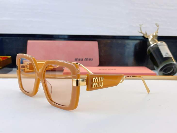 Picture of Miu Miu Sunglasses _SKUfw80915003fw